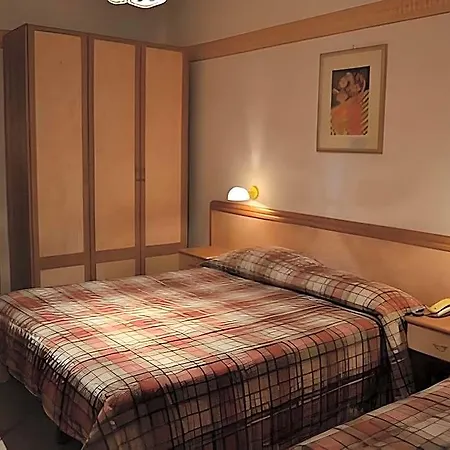 Pineta ホテル 3*